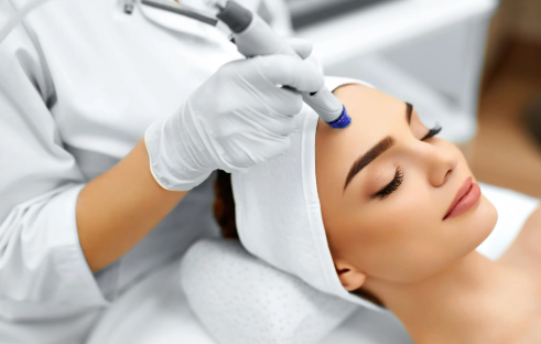 Cosmetic Surgery vs. Non-Surgical Options: Which Path is Right for You?